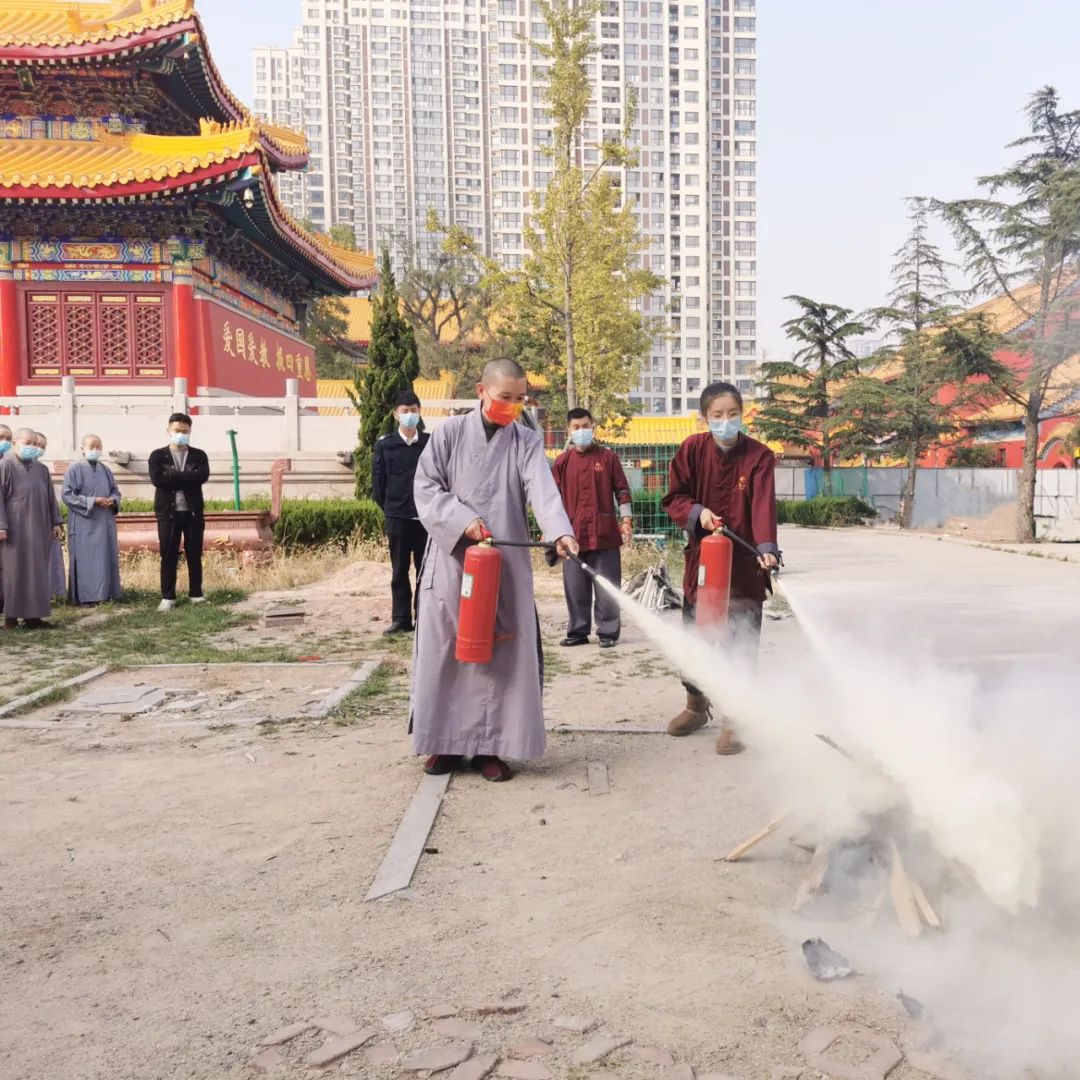 消防3_20221016150358.jpg 消防3_20221016150358.jpg